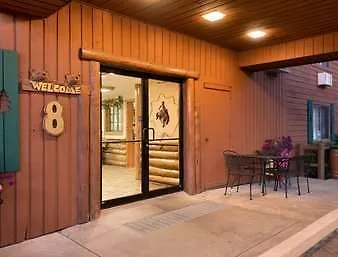 Motel Super 8 By Wyndham Hole 2*